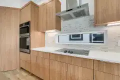Backsplash-and-Range