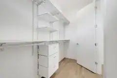 Master-Suite-Closet