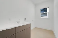 10-Laundy-Room-Lot-26