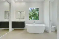 Master-Bathroom