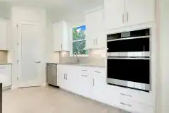 Palm-Coast-Courtyard-Home-Cabinetry-and-Applicances