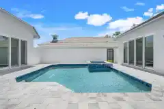 Palm-Coast-Courtyard-Home-Pool