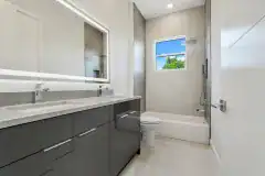 Contemporary-Spec-Home-Bathroom-2