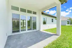 Contemporary-Spec-Home-Lanai