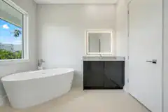 Contemporary-Spec-Home-Master-Bath-with-Freestanding-Tub
